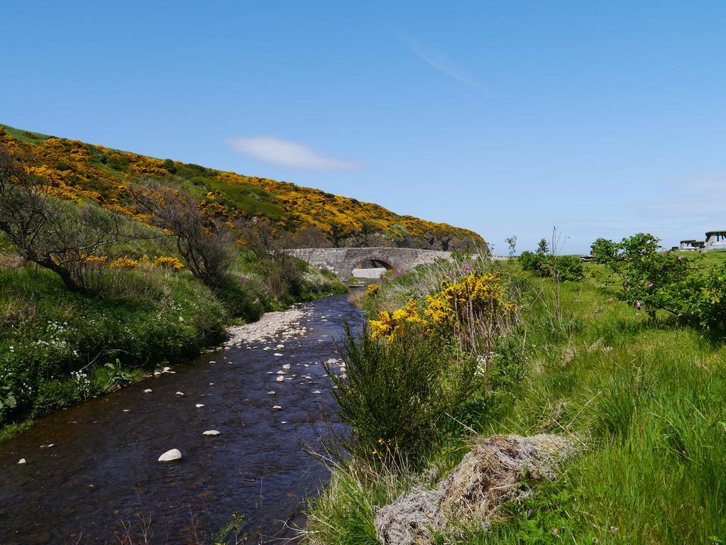 Pennan Mill Of Nethermill Holidays מראה חיצוני תמונה